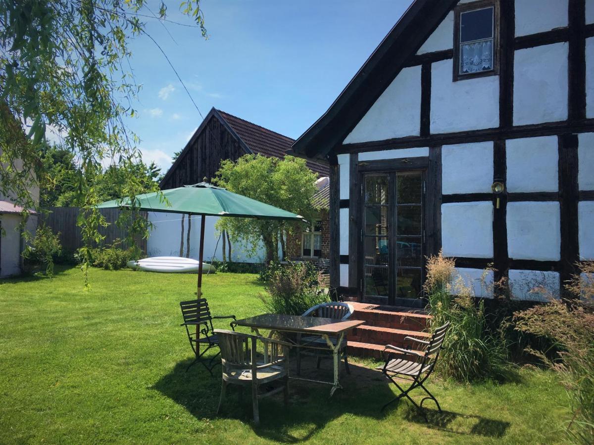 Fischerhaus Godewind 60 Qm Altwarp Esterno foto