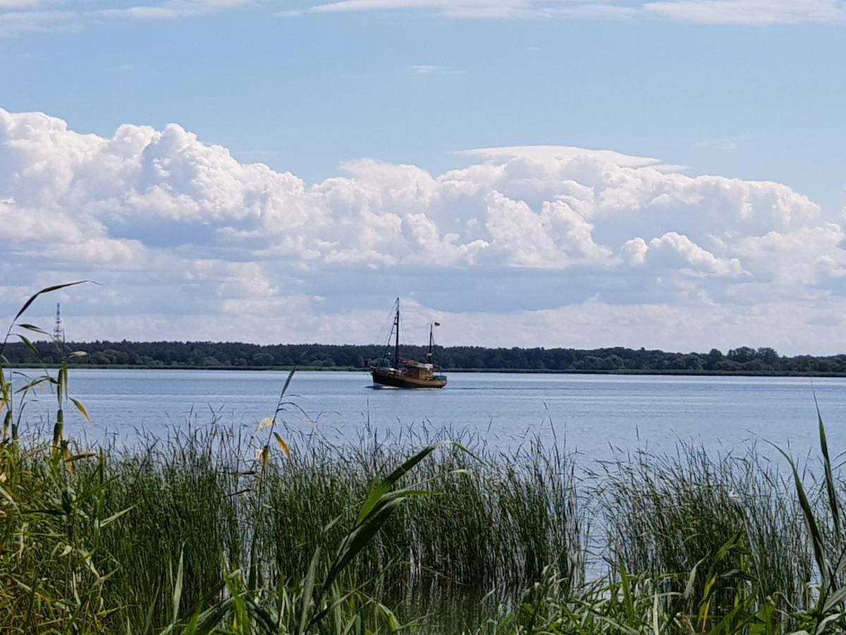 Fischerhaus Godewind 60 Qm Altwarp Esterno foto